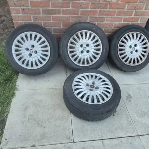 FIAT PUNTO 15" STEEL WHEELS WITH TYRE