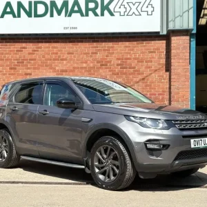 2017 Land Rover Discovery Sport 2.0 TD4 Pure Edition 4WD - Image 7