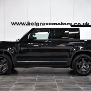 2023 Land Rover Defender 110 3.0 D250 MHEV Hard Top SUV 5dr Diesel Auto 4WD MWB Euro 6 (s/s) - Image 4