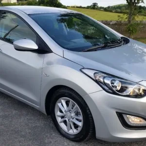 2014 Hyundai i30 1.6 CRDI Blue Drive 6-speed - Image 4