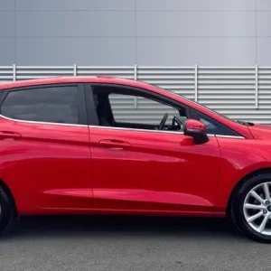 2018 Ford Fiesta 1.0 EcoBoost Titanium 5-door Auto - Image 5