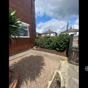 2 bedroom house in Leeds Road, Dewsbury, WF12 (2 bed) (#2585166) - Image 8