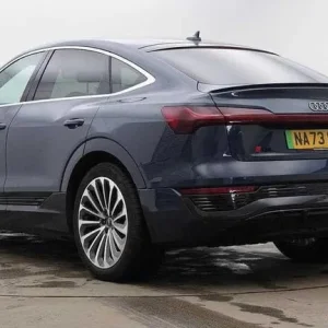 2023 Audi Q8 e-tron Sportback S Line - Image 3