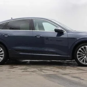 2023 Audi Q8 e-tron Sportback S Line - Image 4