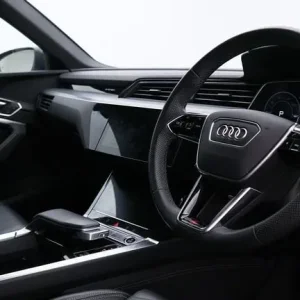 2023 Audi Q8 e-tron Sportback S Line - Image 7
