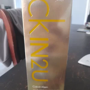 CKIN2U perfume - Image 3