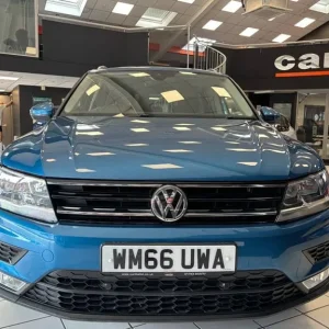 2016 Volkswagen Tiguan 2.0 TDI BlueMotion Tech SE SUV - Image 5