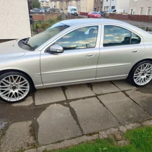 Volvo S60 2007 manual 2.4L 4-door - Image 7