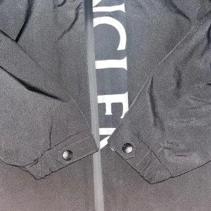Moncler Windbreaker XL - Image 3