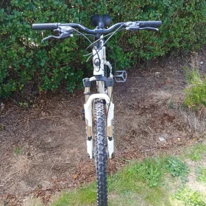 Cross duke mointon bike