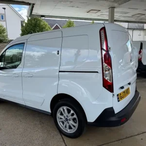 2021 71 FORD TRANSIT CONNECT 1.5 200 ECOBLUE LIMITED PANEL VAN 5DR DIESEL MANUAL - Image 5