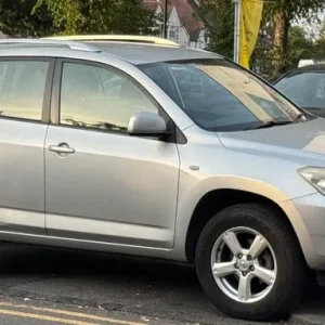 2009 Toyota RAV4 2.0 VVT-i LE 5dr ESTATE PETROL Manual - Image 5