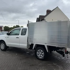 2013 Toyota Hilux HL2 4X4 D-4D ECB Tipper Diesel Manual - Image 5