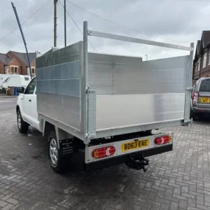 2013 Toyota Hilux HL2 4X4 D-4D ECB Tipper Diesel Manual - Image 8