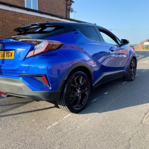 2018 Toyota C-HR Hatchback - Image 3