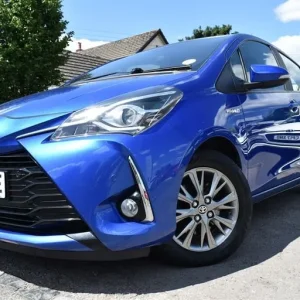 2017 Toyota Yaris VVT-I Icon Tech Hatchback - Image 2