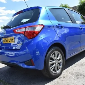 2017 Toyota Yaris VVT-I Icon Tech Hatchback - Image 6