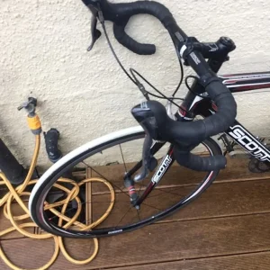Scott Speedster S20 Road Bike - Image 2