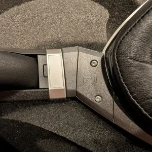 Sennheiser HD700 Headphones with Schitt Vali and Modi 2 - Image 5