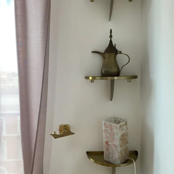 3 x gold wall shelf – great condition