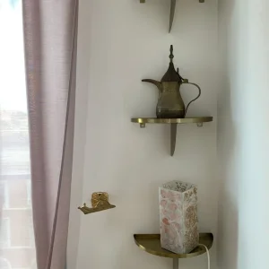 3 x gold wall shelf – great condition