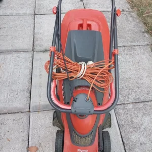 Flymo Chevron 37cc Lawnmover - Image 2