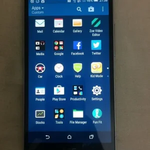 HTC One M8 (16GB) Unlocked with Charger - Image 4
