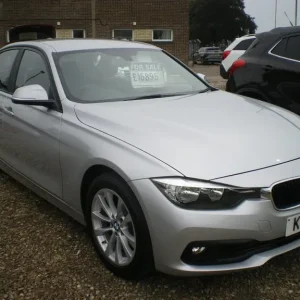 2017 BMW 3 Series 318i SE 4dr Saloon Petrol Manual - Image 2