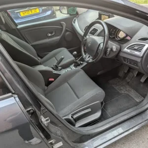 Renault Mégane Estate 1.5 dCi 64 plate - Image 8