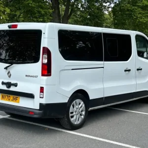 2021 Renault Trafic LL30 Energy dCi 120 Sport Nav 9 Seater MPV Diesel Manual - Image 7