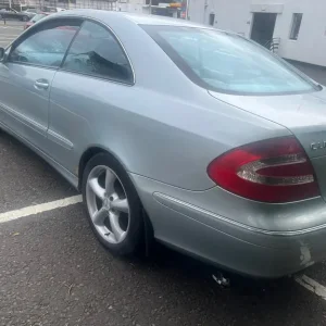 2005 Mercedes-Benz CLK Coupe, 2-door, semi-auto - Image 2