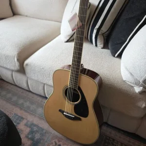 Yamaha FG830 Acoustic Guitar
