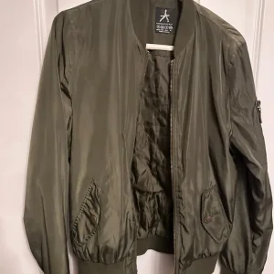 Atmosphere Jacket - Image 3