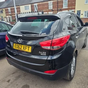 2012 Hyundai Ix35 1.7 CRDi Premium Euro 5 Diesel Estate - Image 6