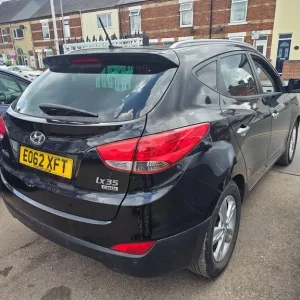 2012 Hyundai Ix35 1.7 CRDi Premium Euro 5 Diesel Estate - Image 7