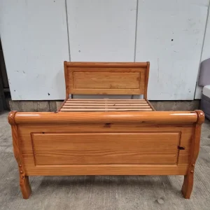Double Sleigh Bed Frame 4ft6 - Image 6