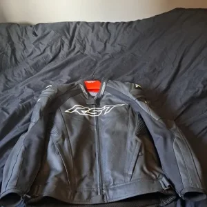 RST Leather Jacket XL - Image 3