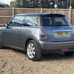 2010 MINI Cooper 1.6 Hatchback Manual with White Alloy Wheels and Interior Trim - Image 3