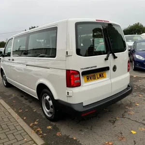 2018 Volkswagen Transporter T30 TDI Shuttle S BMT LWB Minibus Diesel Manual - Image 6