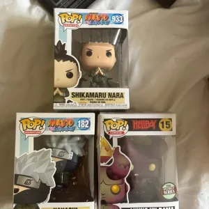 Variety of pop figures