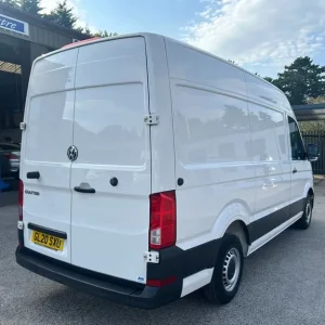 2020 Volkswagen Crafter 2.0 TDI 140PS Trendline, MWB, Air Con - Image 6