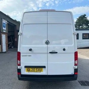 2020 Volkswagen Crafter 2.0 TDI 140PS Trendline, MWB, Air Con - Image 8
