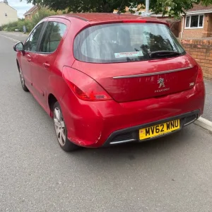 Peugeot 308 hatchback 2012 manual 5-door - Image 2