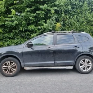 Nissan Qashqai +2 2010 5-door hatchback - Image 5