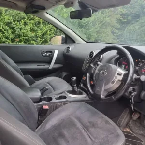 Nissan Qashqai +2 2010 5-door hatchback - Image 8