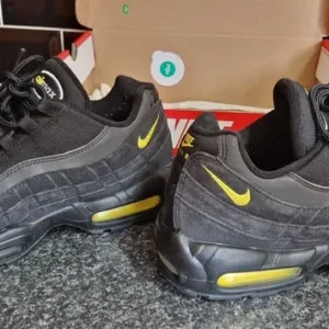 Nike Air Max 95 OG Yellow Strike - Image 3