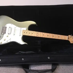 Fender USA Stratocaster - Image 2