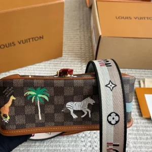 Louis Vuitton Lv Baguette Bag - Image 6