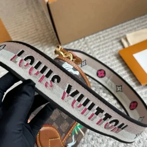 Louis Vuitton Lv Baguette Bag - Image 8