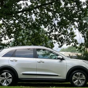 2021 Kia Niro Electric Estate – 64kWh, 3rd Owner, 10.25in Nav, All-Electric - Image 2